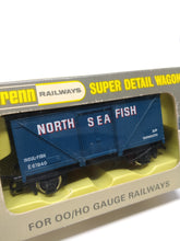 Load image into Gallery viewer, WRENN Fish Van North Sea Fish W5050