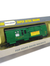 Load image into Gallery viewer, WRENN Horse Box W4315P