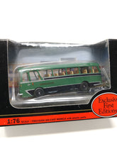 Load image into Gallery viewer, EFE Grenadier Coach Premier Travel 12202