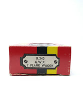 Load image into Gallery viewer, HORNBY RAILWAYS G.W.R. 7 Plank Wagon R.240
