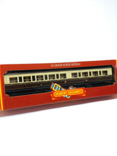 Load image into Gallery viewer, HORNBY RAILWAYS GWR Clerestory Coach (Brake Third) R.436
