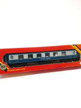 Load image into Gallery viewer, HORNBY RAILWAYS Pullman Golden Arrow R.230
