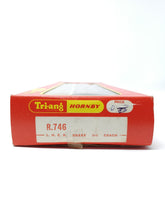 Load image into Gallery viewer, TRI-ANG HORNBY L.N.E.R. Brake 3rd Coach R.746
