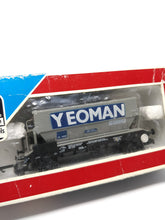 Load image into Gallery viewer, LIMA Hopper Procor Wagon With Load &#39;Yeoman&#39; 305635
