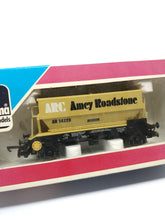 Load image into Gallery viewer, LIMA Hopper Ballast Open Mineral Wagon &#39;ARC Amey Roadstone&#39; 305636
