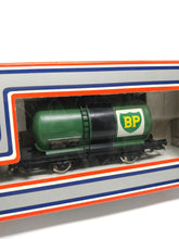 Load image into Gallery viewer, LIMA Tank Wagon &#39;BP&#39; 302715W
