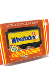 Load image into Gallery viewer, HORNBY RAILWAYS &#39;Weetabix&#39; Closed Van (Alternate Design) R.728
